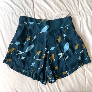 Ava Sky Shorts: origami fish